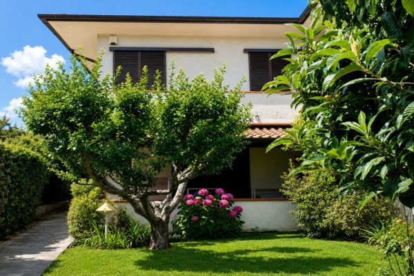 Villa Bifamiliare