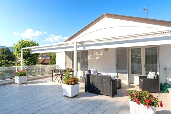 Appartamento Indipendente In A