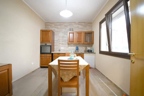 Casa Indipendente In Vendita A