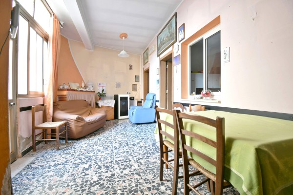 Casa Indipendente In Vendita A