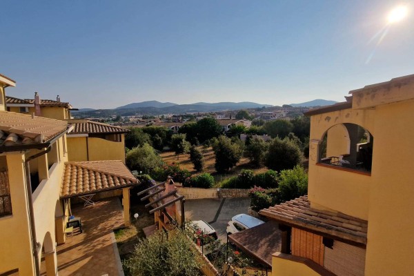 Casa Semi Indipendente In Vend