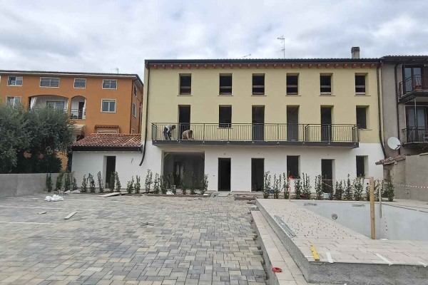 Appartamento In Vendita A Mane