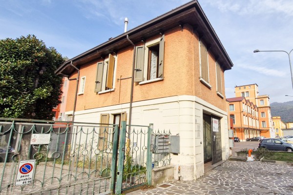 Casa Indipendente In Vendita A