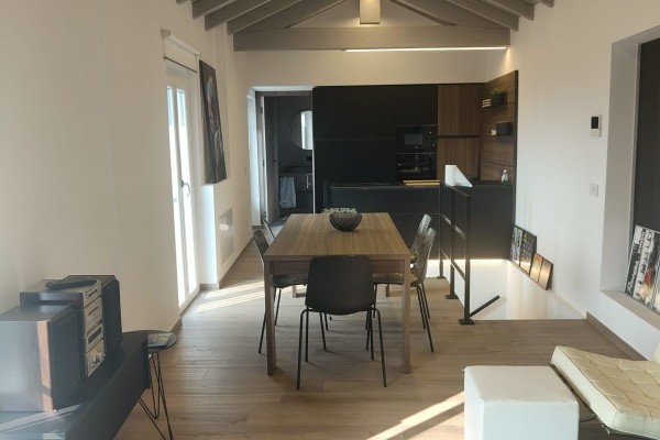 Villa Singola In Vendita A Gar