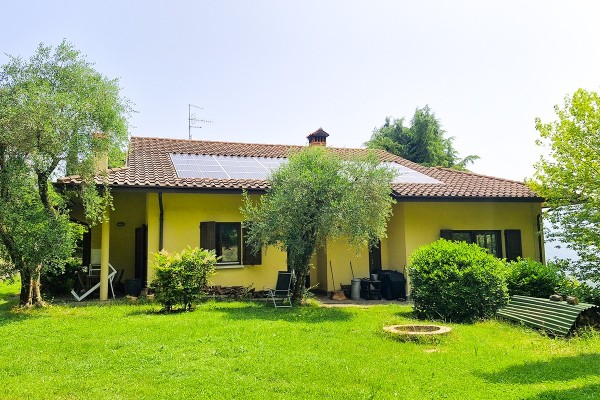 Villa In Vendita A Collebeato