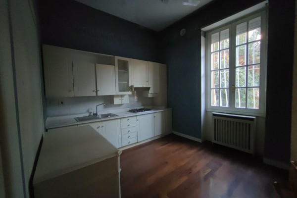 Villa Singola In Vendita A Bre