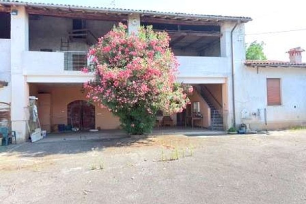 Rustico In Vendita A Bedizzole