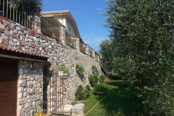Villa Singola In Vendita A Soi