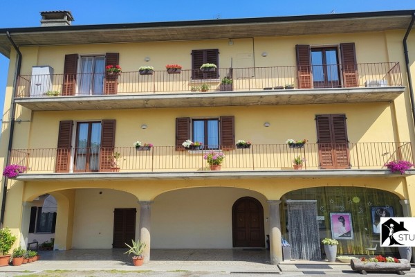 Porzione Di Casa In Vendita A 