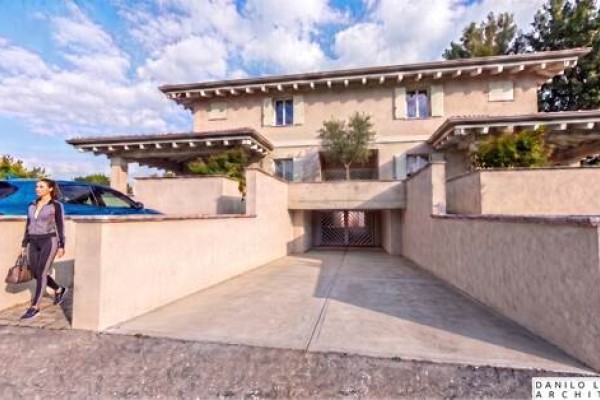 Villa In Vendita A Bedizzole
