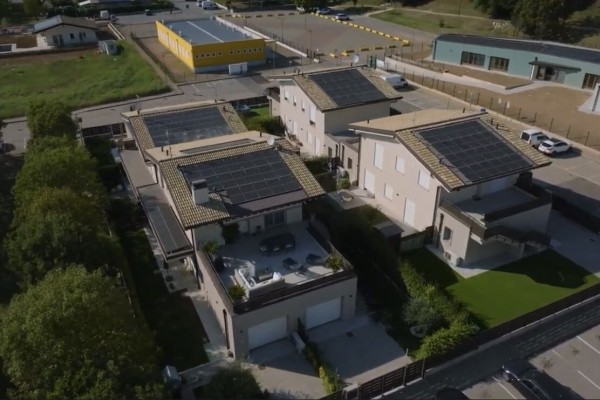 Appartamento In Vendita A Lona