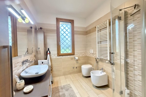 Bagno piano terra