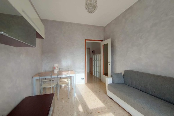 Appartamento In Affitto A Pavi