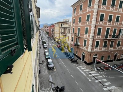 BILOCALE SUL PORTO DI LAVAGNA