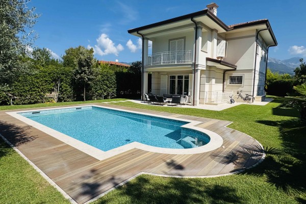 Villa Di Pregio In Vendita A F