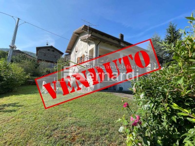 Porzione di bifamigliare a Cas...