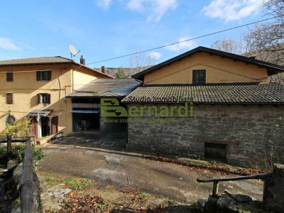 Rustico in Vendita a Fanano 1 