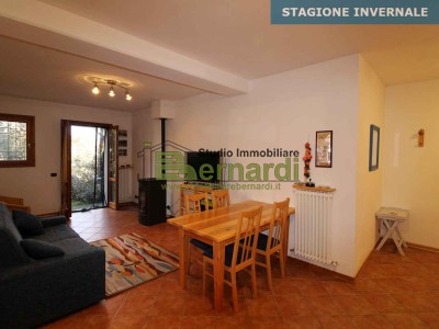 Comodo bilocale con giardino.