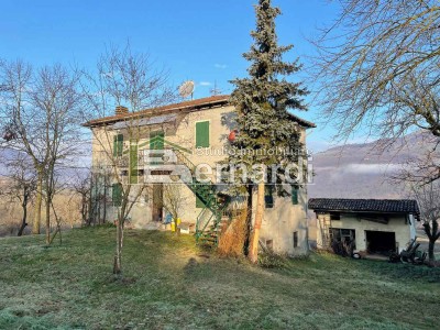 Casale - Masseria - Podere in Vendita a Sestola 0 