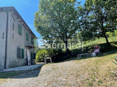 Casale - Masseria - Podere in Vendita a Sestola 0 