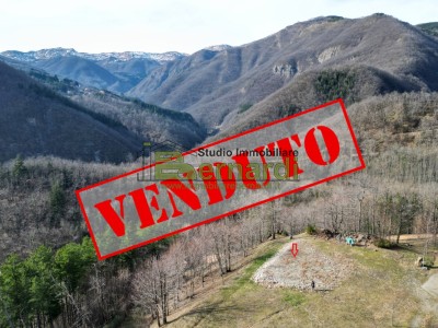 Rustico con progetto approvato