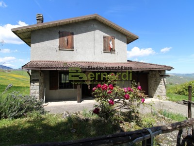 Casa Indipendente in Estivo a Fanano 0 