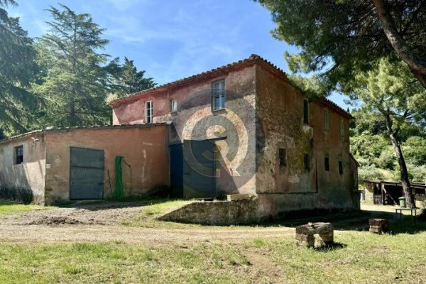 Rustic House For Sale In Magio