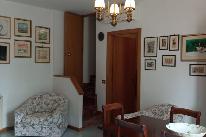 Appartamento in Vendita a Massa 3 