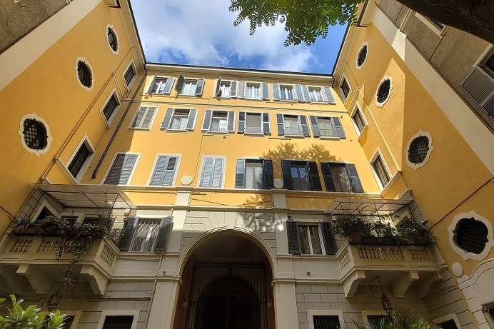 Bilocale in Vendita a Milano 17 