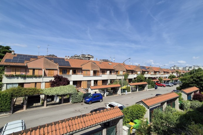 Villa in Vendita a Segrate 23 