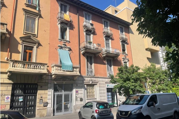 Trilocale in Vendita a Milano 10 