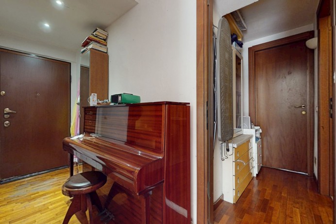 Trilocale in Vendita a Milano 10 
