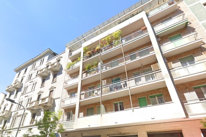 Trilocale in Vendita a Milano 10 