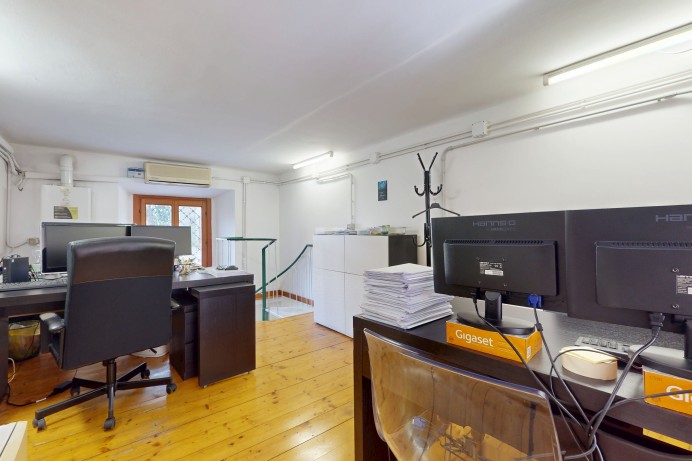 Locale Commerciale in Vendita a Milano 6 