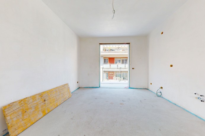 Trilocale in Vendita a Milano 10 