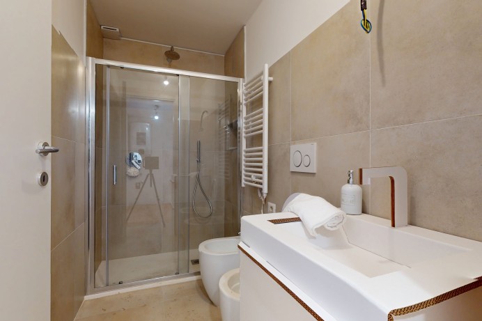 Appartamento in Vendita a Milano 15 