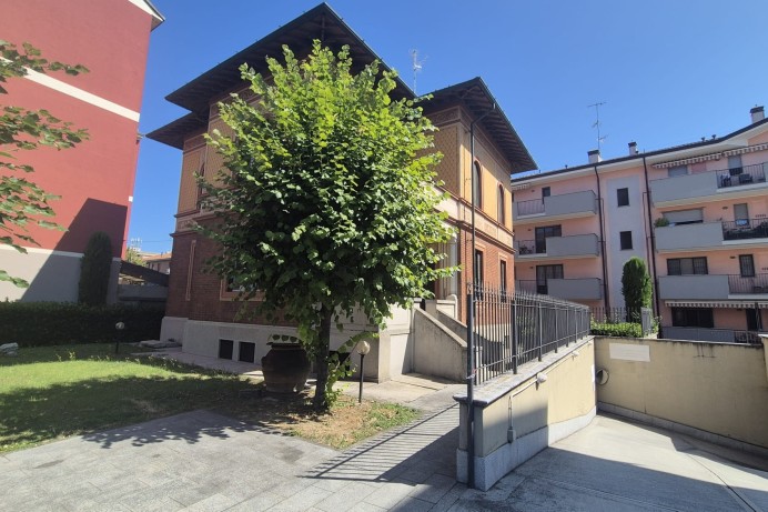 Villa in Vendita a San Giuliano Milanese 48 