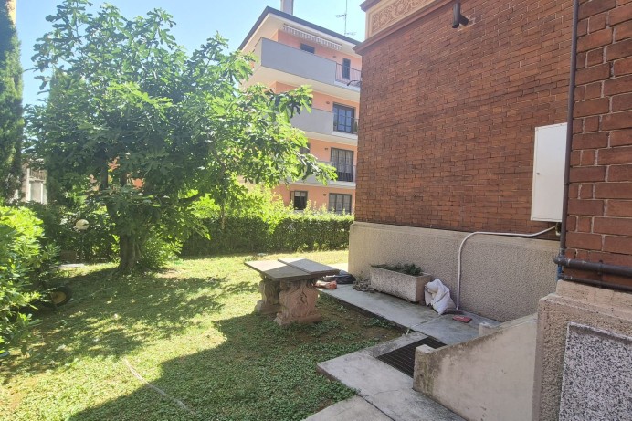 Villa in Vendita a San Giuliano Milanese 53 