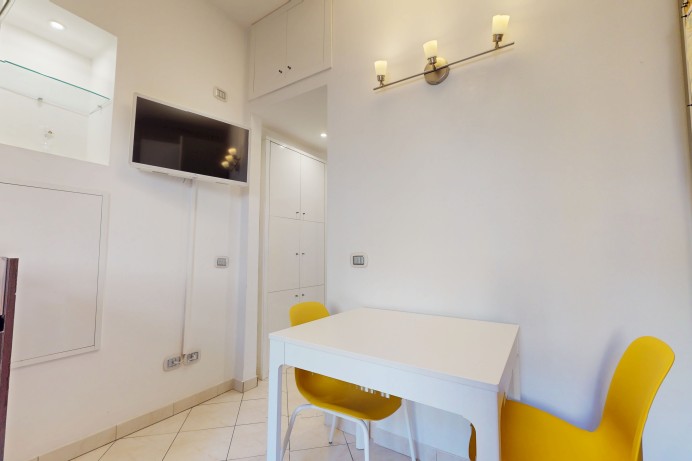 Monolocale in Affitto a Milano 8 