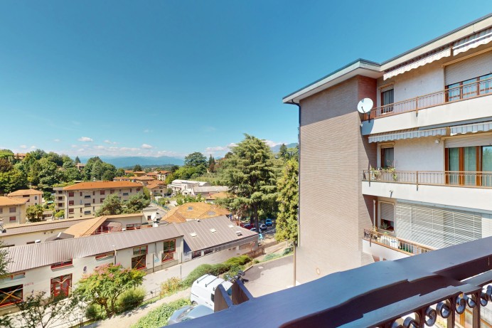 Trilocale in Vendita a Varese 34 
