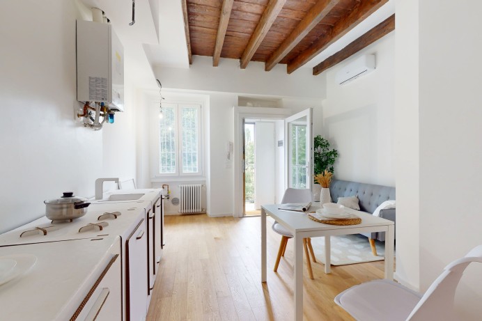 Appartamento in Vendita a Milano 2 