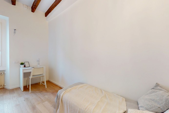 Appartamento in Vendita a Milano 16 