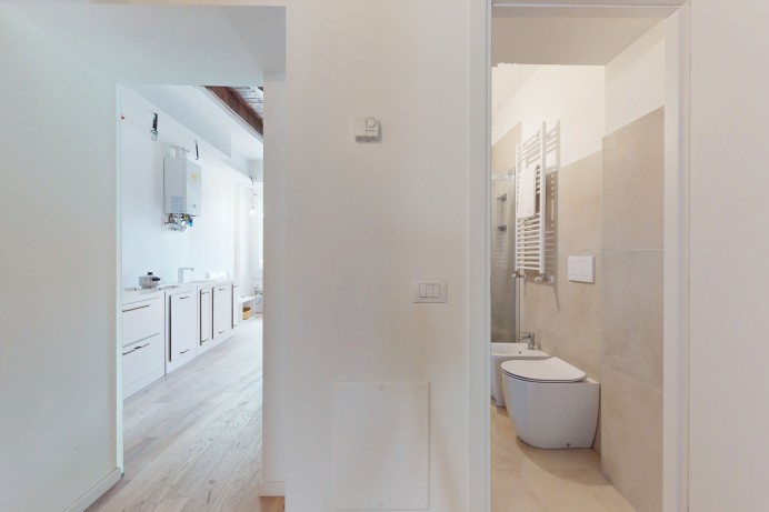 Appartamento in Vendita a Milano 8 