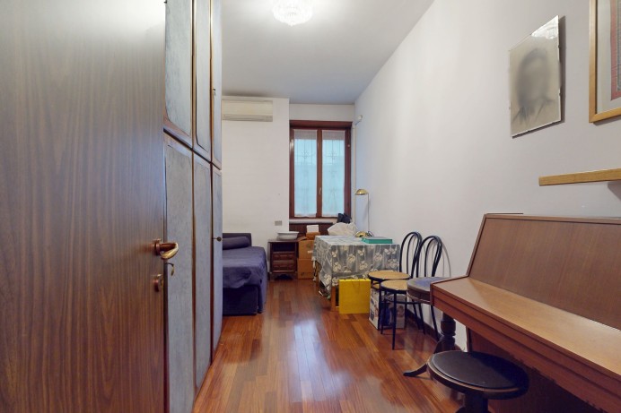 Appartamento in Vendita a Milano 14 