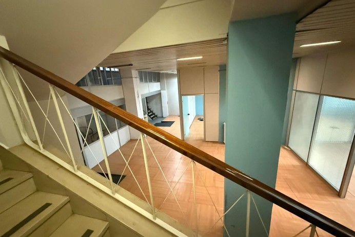 Negozio in Affitto a Milano 6 