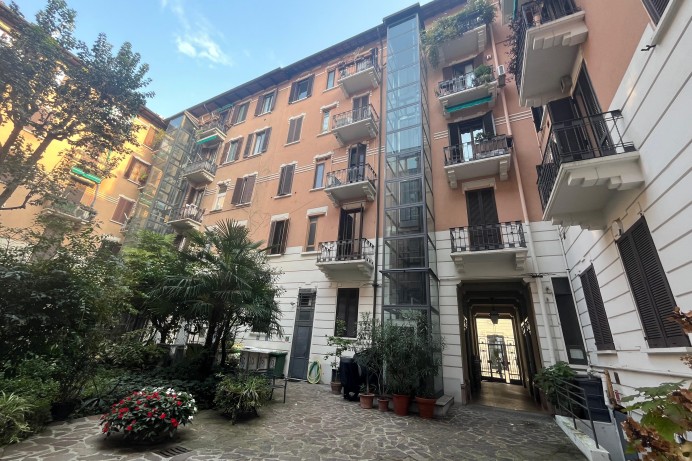 Appartamento in Vendita a Milano 60 