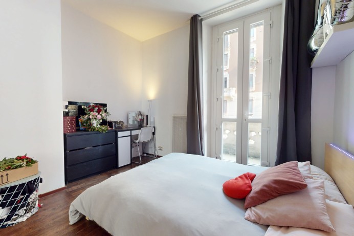 Appartamento in Vendita a Milano 10 