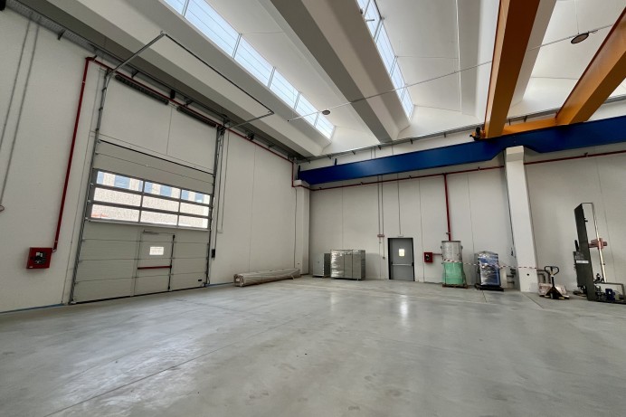 Capannone Industriale in Vendita a Milano 9 