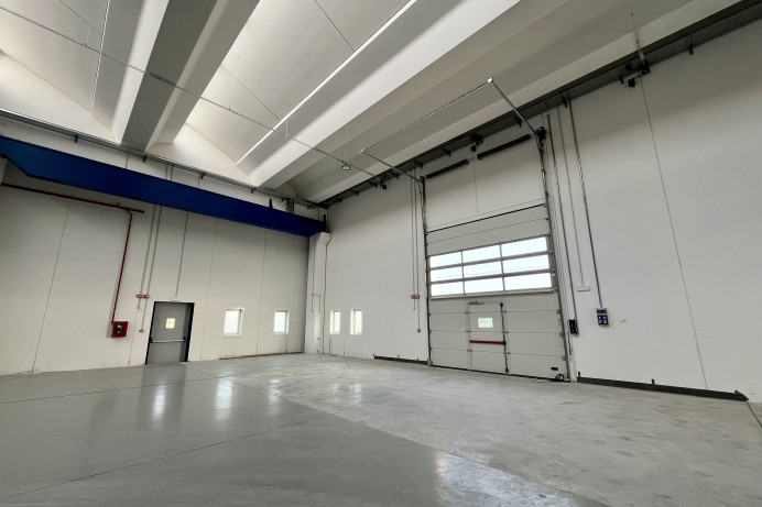 Capannone Industriale in Vendita a Milano 2 