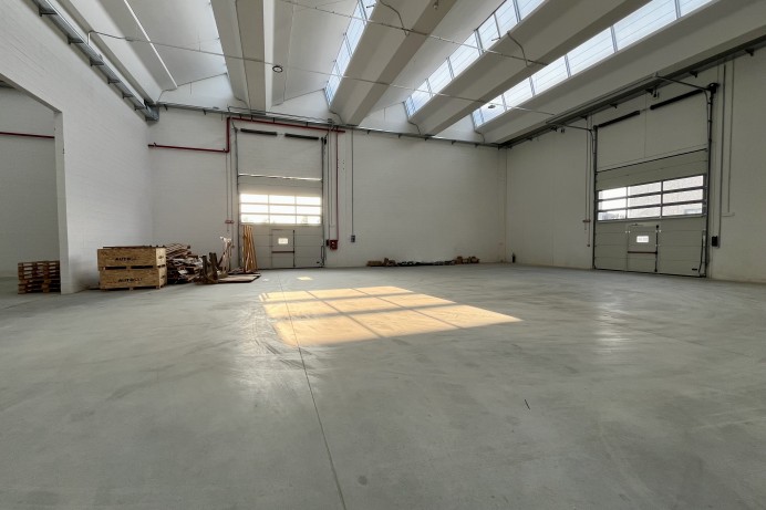 Capannone Industriale in Vendita a Milano 15 